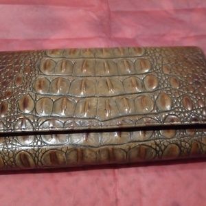 Brahmin Wallet